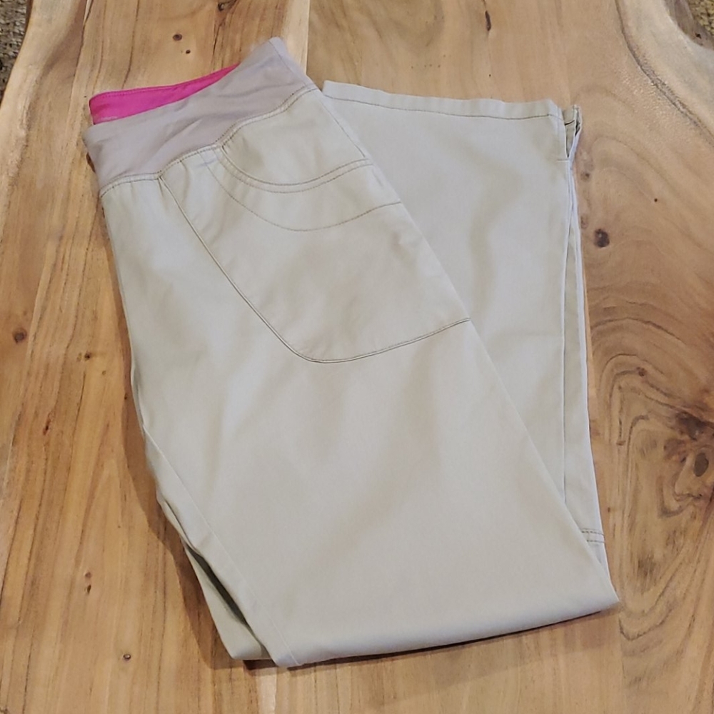 SCRUBS AND BEYOND PANTS
